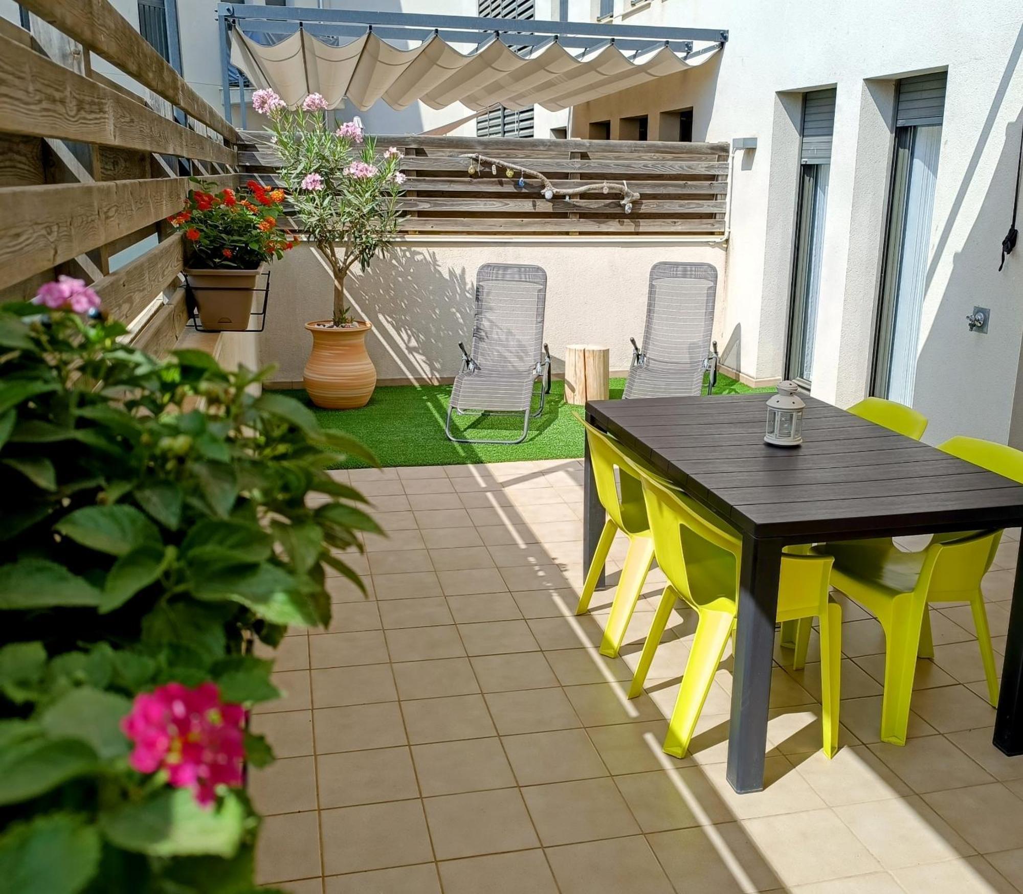 Apartamento Lliris Sol ลาเอสตาร์ติต ภายนอก รูปภาพ