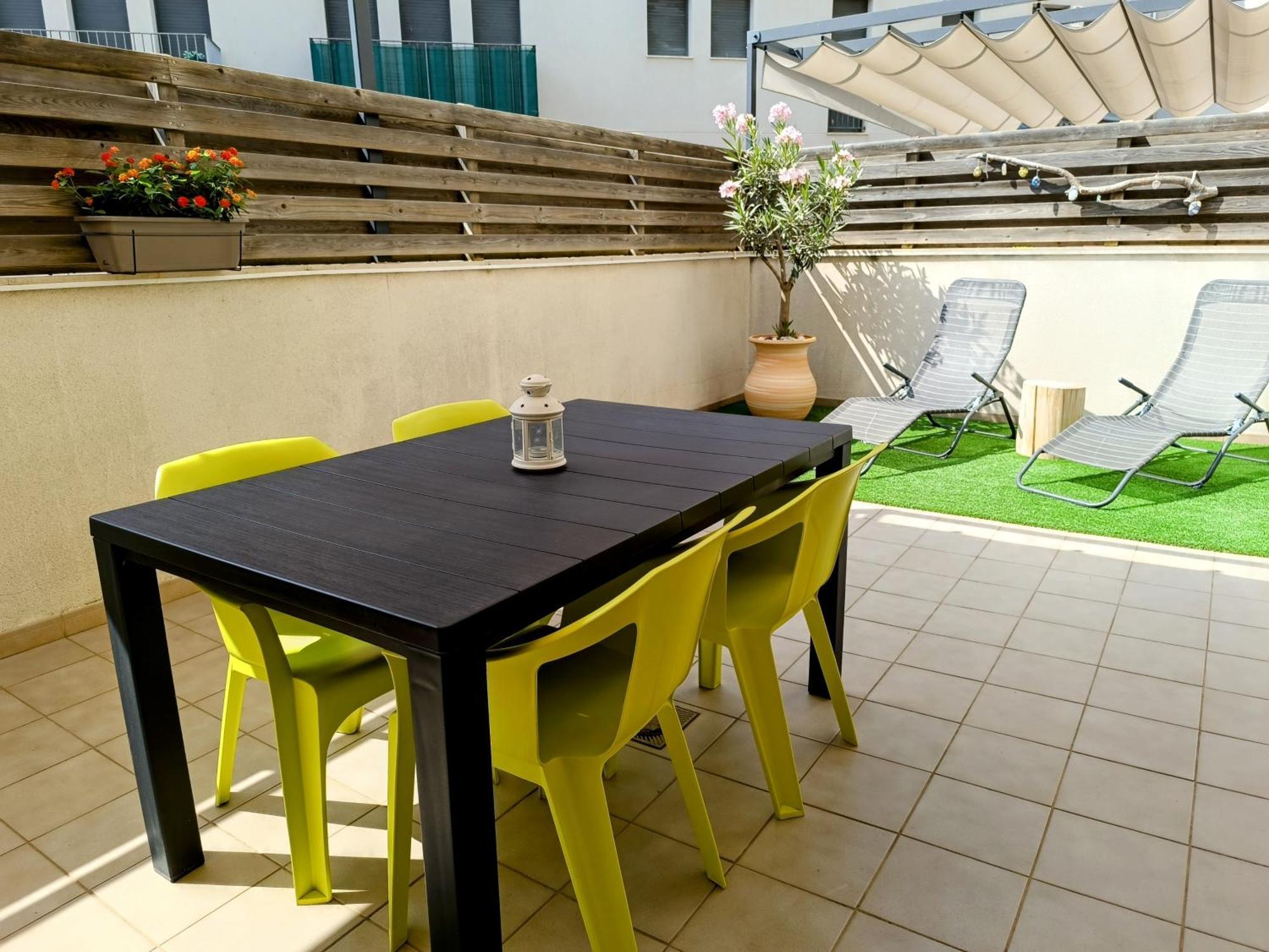 Apartamento Lliris Sol ลาเอสตาร์ติต ภายนอก รูปภาพ